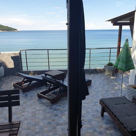Holiday House Kruce อุลซิน ภายนอก รูปภาพ