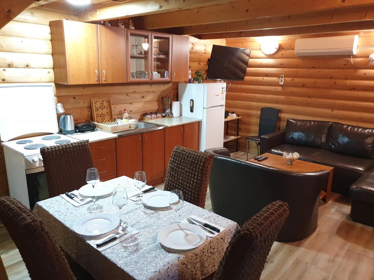 Holiday House Kruce อุลซิน ภายนอก รูปภาพ