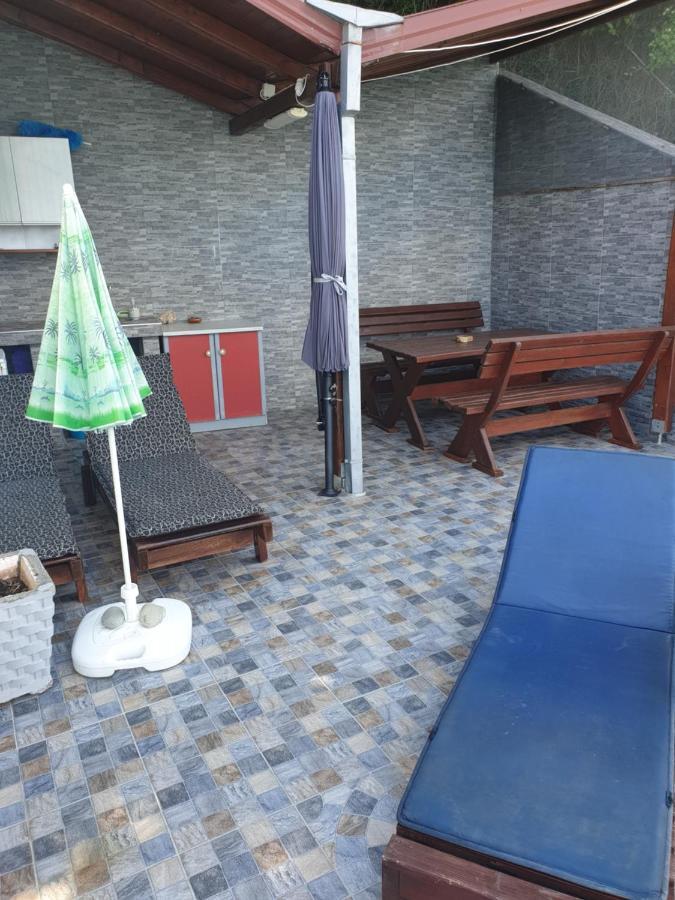 Holiday House Kruce อุลซิน ภายนอก รูปภาพ