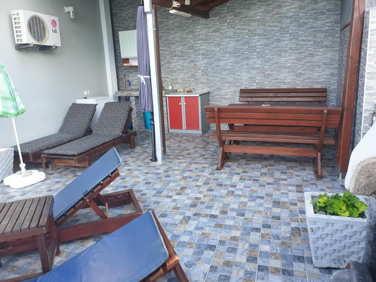 Holiday House Kruce อุลซิน ภายนอก รูปภาพ