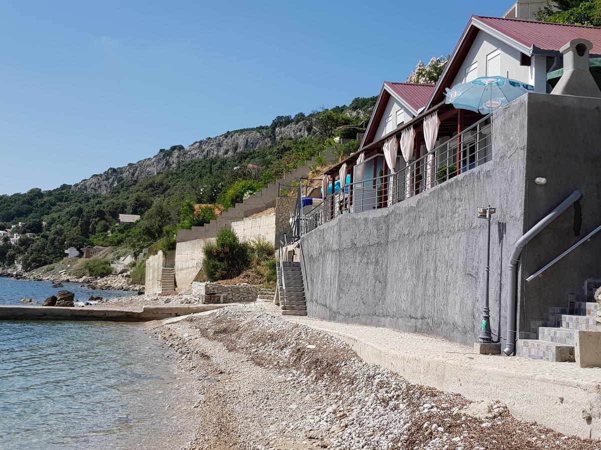 Holiday House Kruce อุลซิน ภายนอก รูปภาพ